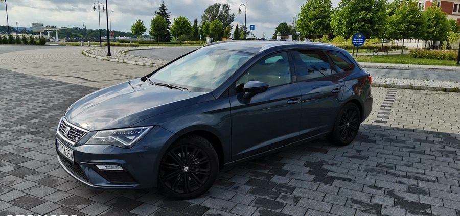 Seat Leon cena 76000 przebieg: 53800, rok produkcji 2019 z Kraków małe 781